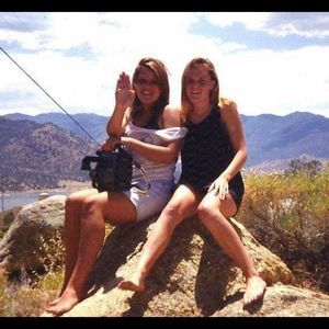 Meet your Posher, Deedee